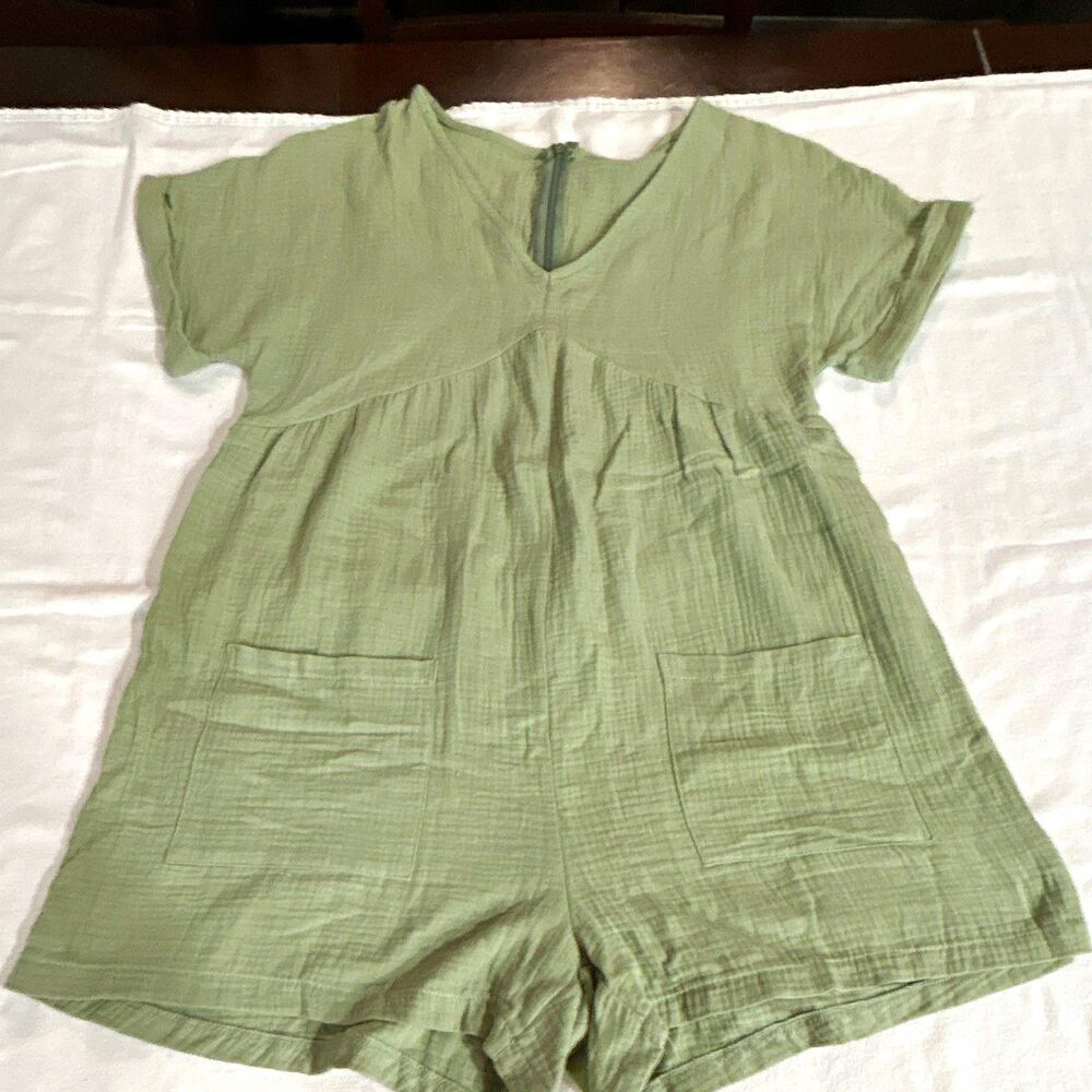 Emery Rose Women's S Green Solid Woven Cotton V-Neck Zip Pockets Romper 0280